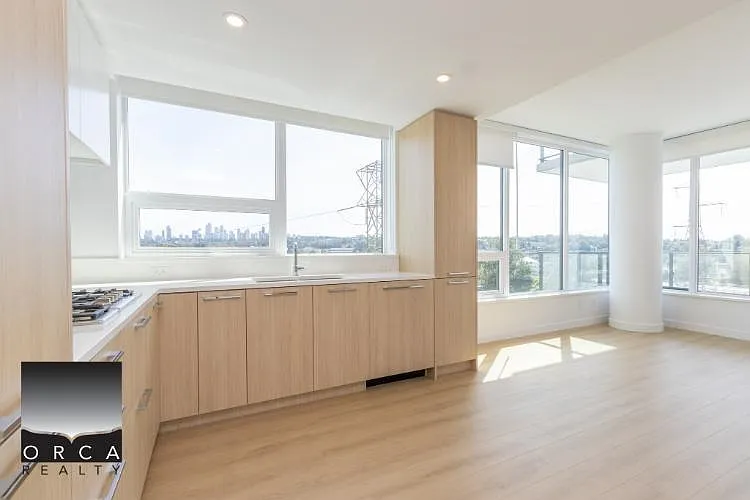 2425 Alpha Ave #606 — Photo 2