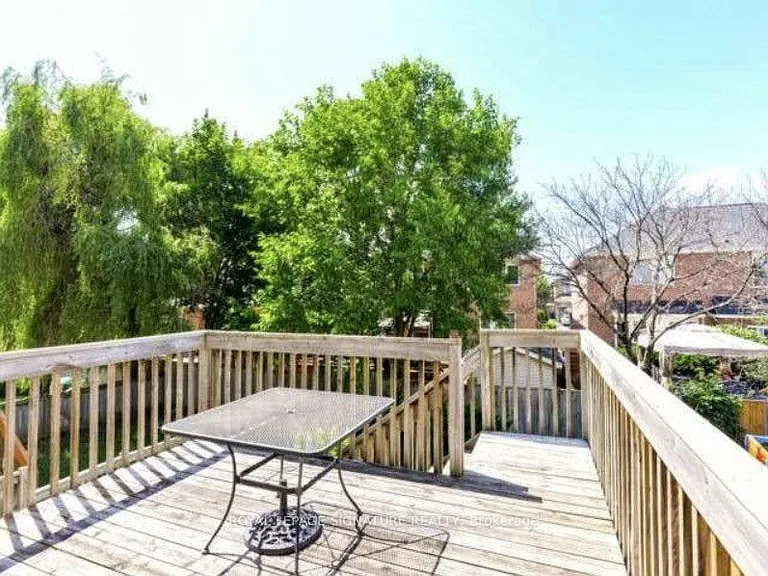 1565 Woodhenge Way — Photo 11