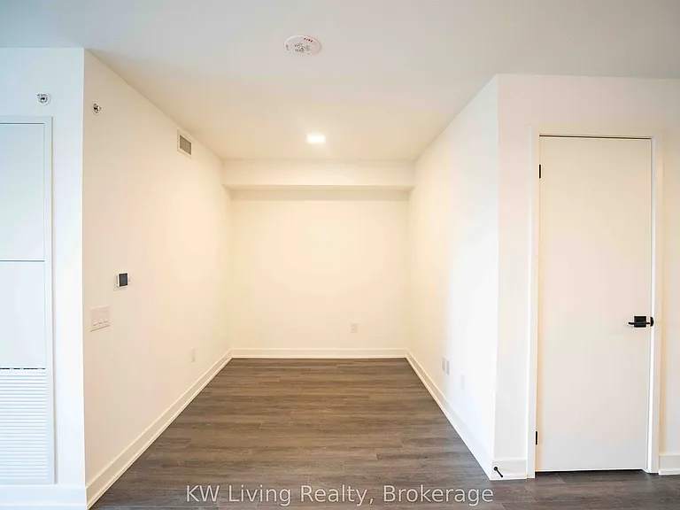 609 Sherbourne St #1105 — Photo 14