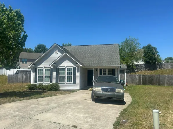 3306 Earl Of Mar Ct, Zebulon, NC 27597