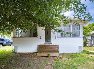 211 Minch St, South Pekin, IL 61564