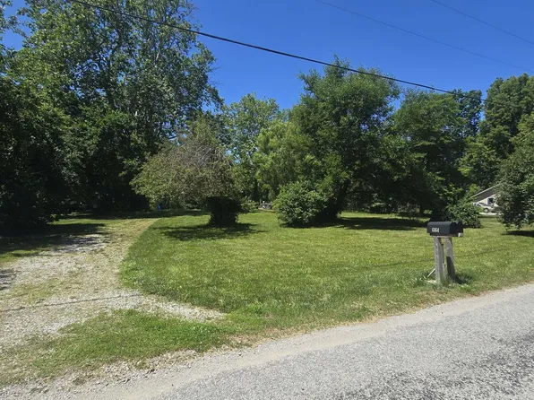 6164 N Sleepy Hollow Rd, Monticello, IN 47960