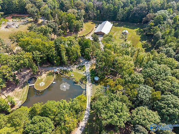 2nd image of 700 Wildwood Rd
