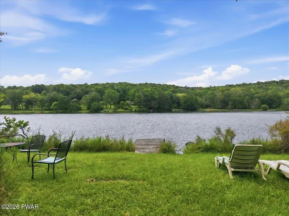 103 Trout Ter, Newfoundland, PA 18445