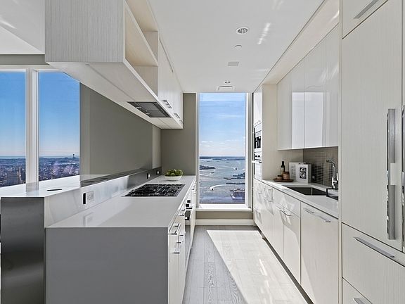 4th image of 252 South St #69C