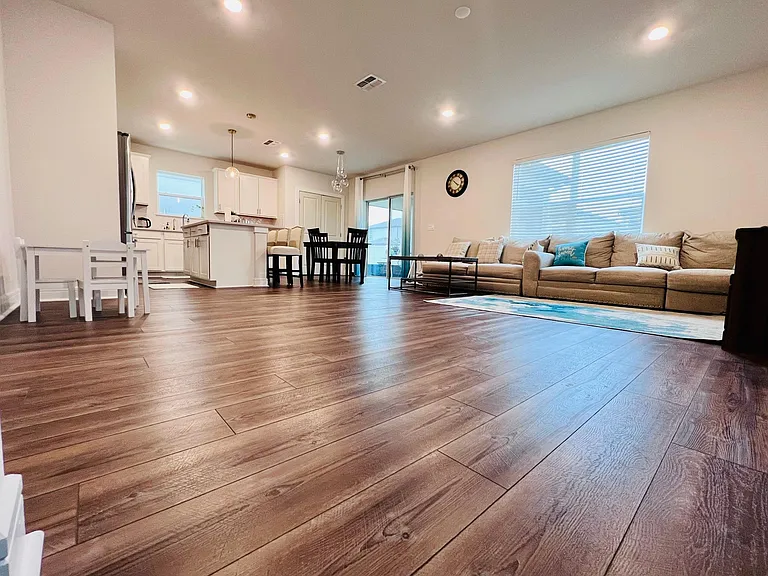 30555 Thunderbird Dr — Photo 8
