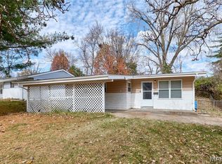 8701 Harold Dr, Saint Louis, MO 63134