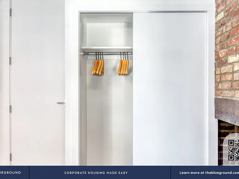 248 Elizabeth St #2 — Photo 10