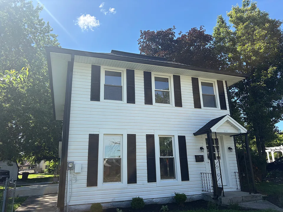 214 Columbus Ave