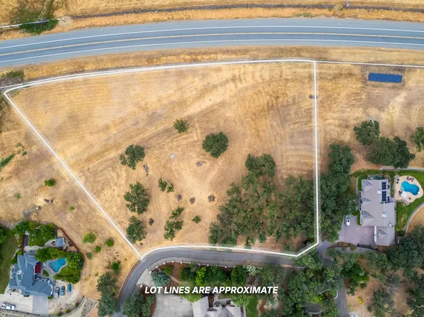 Somerset Dr, Bella Vista, CA 96008