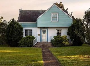 902 7th Ave, Saint Albans, WV 25177