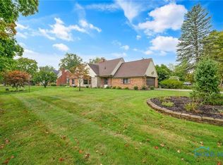 2457 Densmore Dr, Toledo, OH 43606