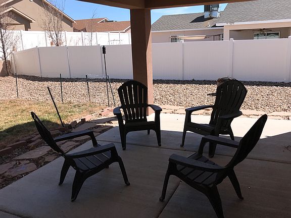 4th image of 708 Bishop Ln