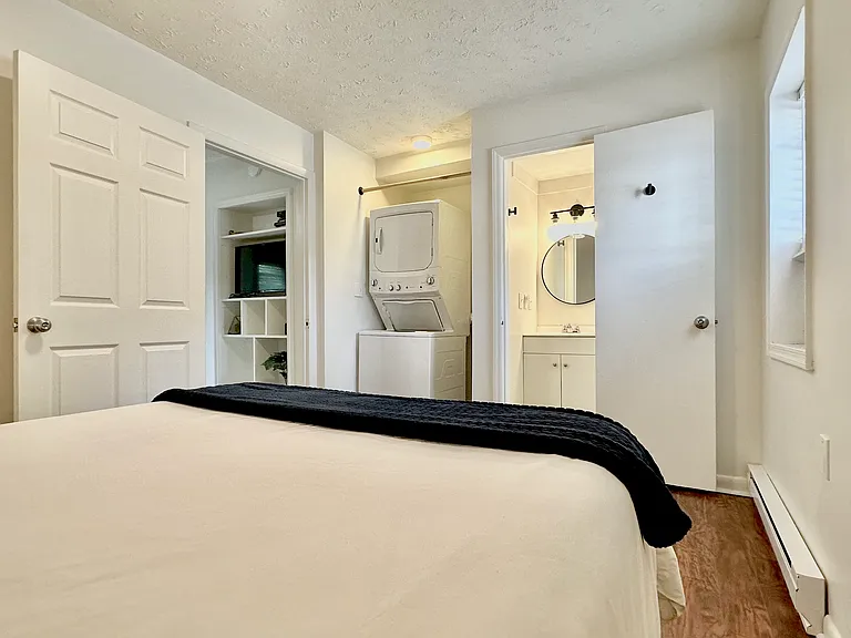 1010 Montreat Rd #1 — Photo 10