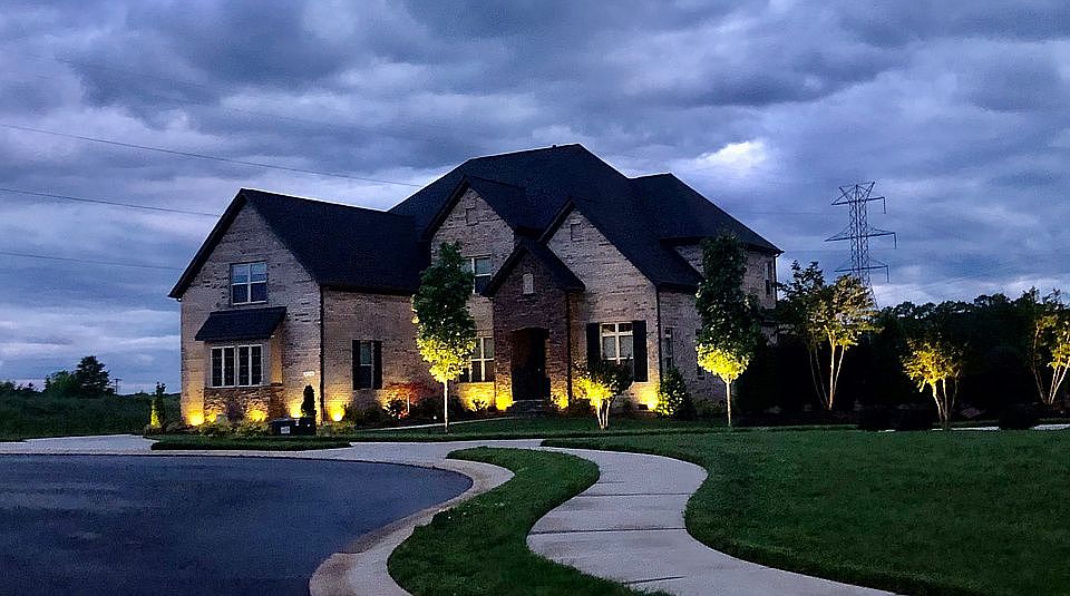 2nd image of 2114 Stonemeade Dr