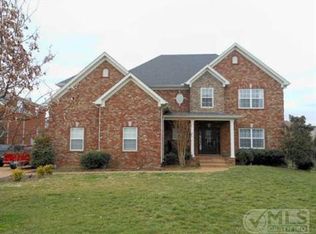2197 Loudenslager Dr, Thompsons Station, TN 37179