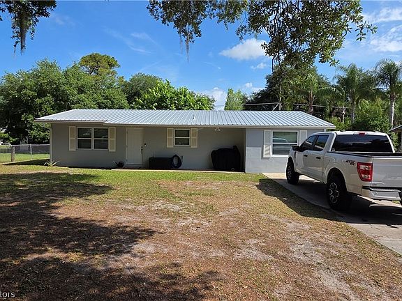 2nd image of 3639 SW 19th St