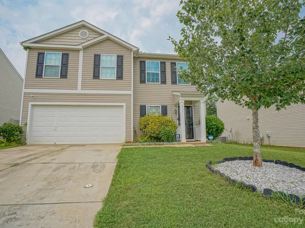 5607 Graypark Dr, Charlotte, NC 28269