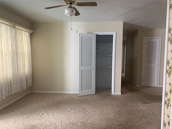 3rd image of 3750 Concord Dr