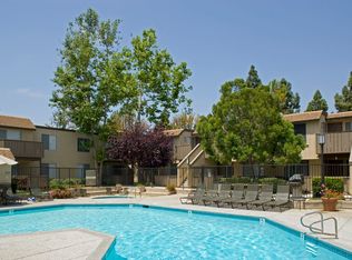 17 Bear Paw APT 19C, Irvine, CA 92604