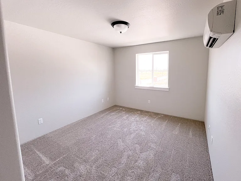 4750 Gebhard Rd — Photo 27