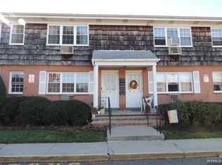 250 Rochelle Ave APT B10, Rochelle Park, NJ 07662