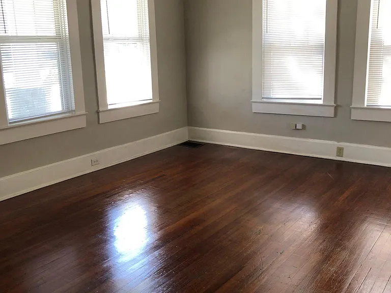 4813 N Main St #A — Photo 4