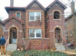 7146 Dartmouth Ave, Saint Louis, MO 63130
