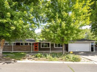 1230 W Saturn Way, Flagstaff, AZ 86001