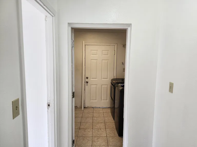 6263 Hoffner Ave #6265 — Photo 8
