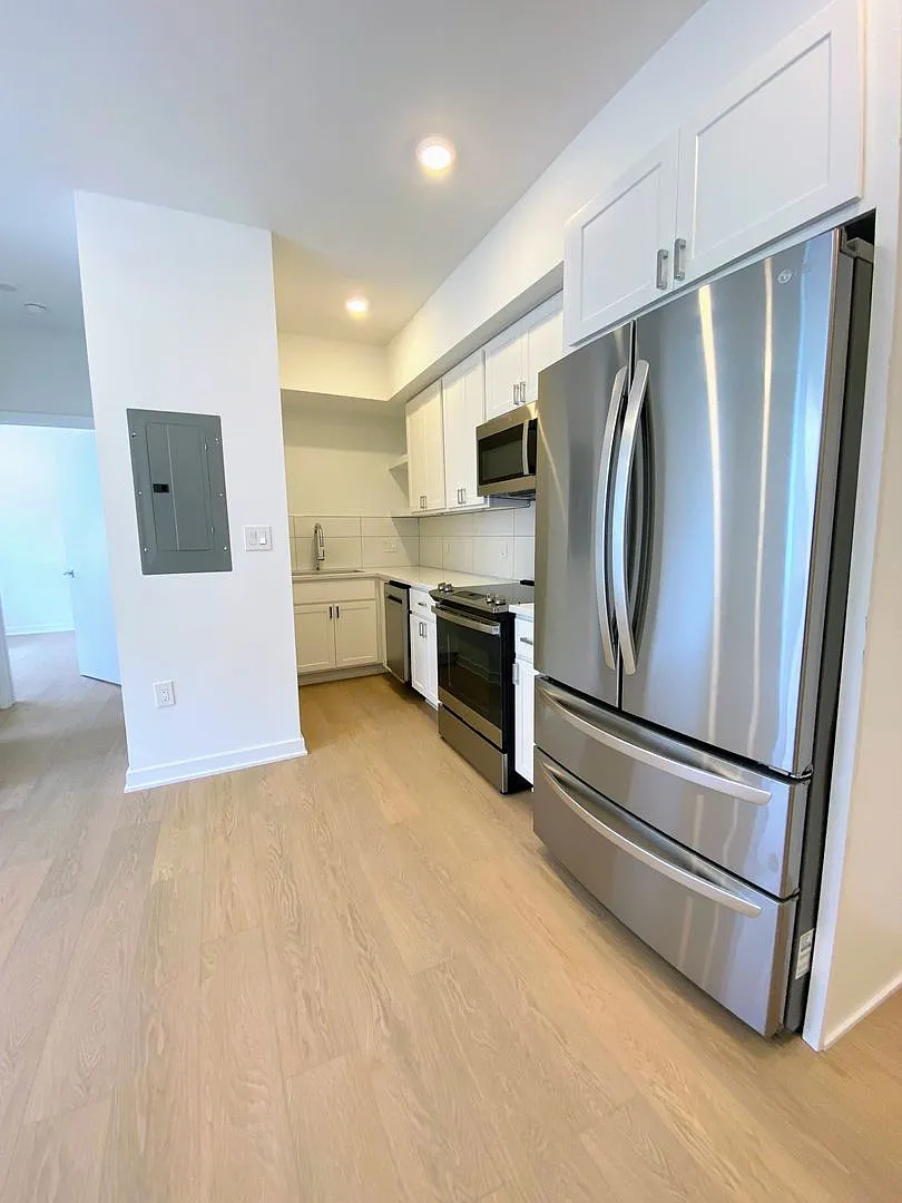 3435 Brown Street NW — Photo 3
