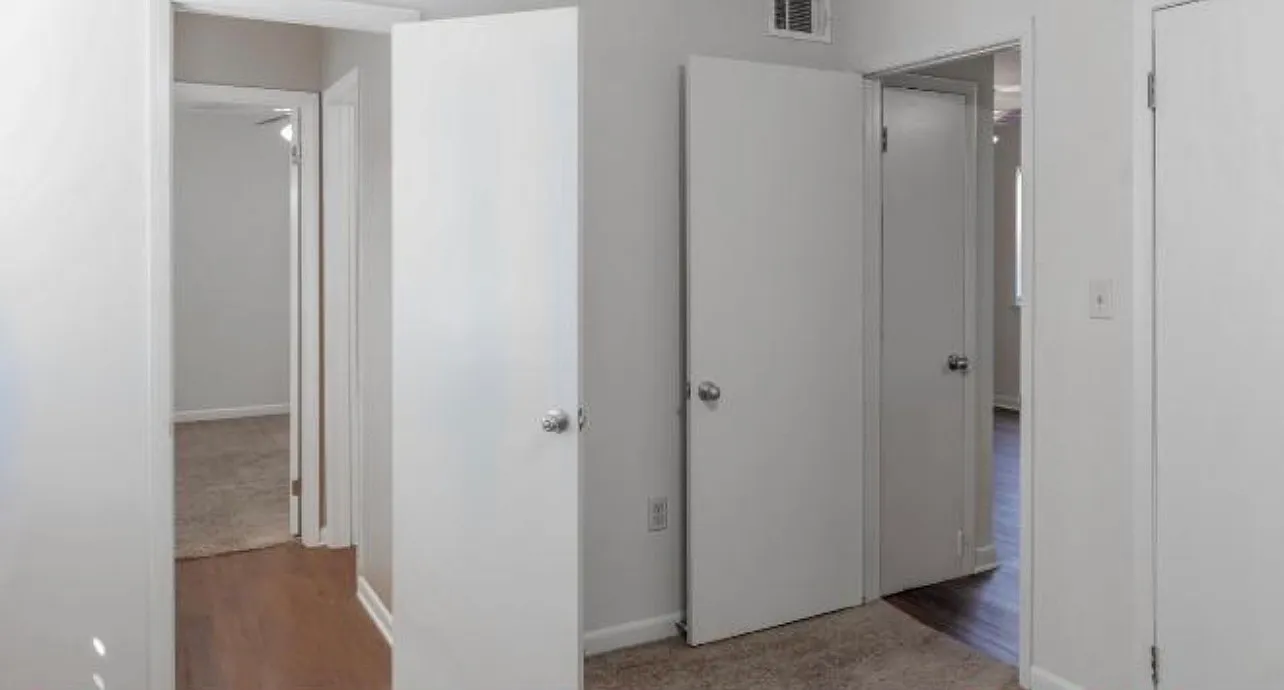 2 bed, $855 — Photo 3