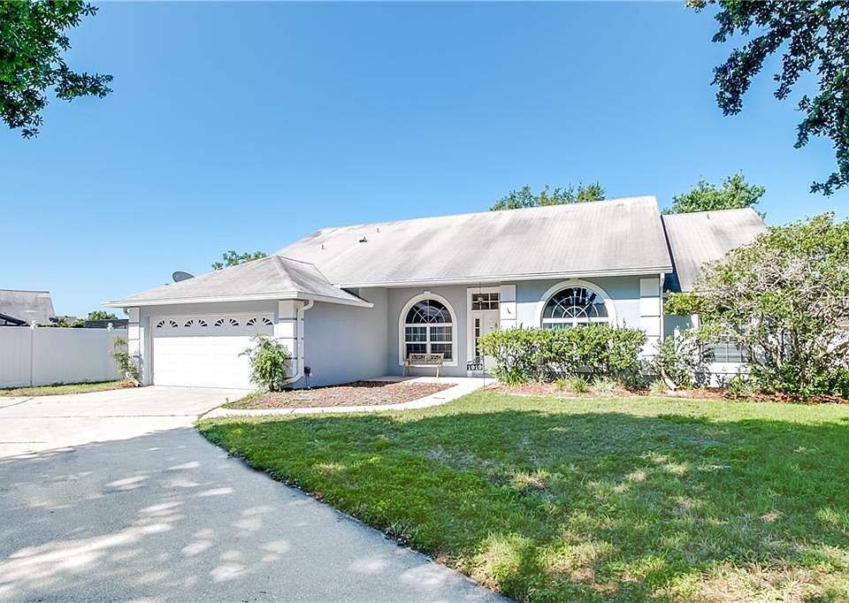 1st image of 1919 Tiptree Cir #3