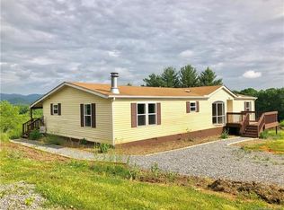 52 Gibbs Rd, Leicester, NC 28748