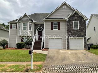 3482 Skyland Ridge Ct, Loganville, GA 30052