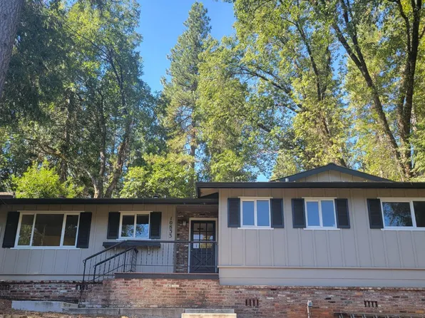 10833 Gold Hill Dr, Grass Valley, CA 95945