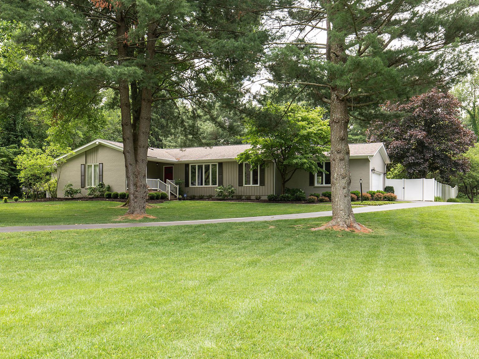 12422 Captains Bridge Way, Anchorage, KY 40223 Zillow