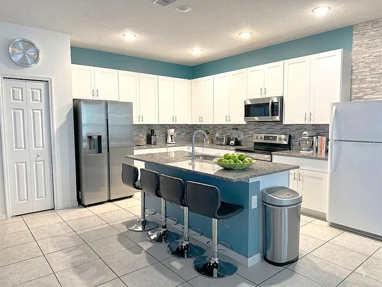 239 Tarpon Bay Blvd — Photo 3