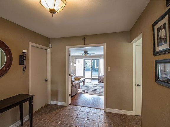 4th image of 2305 Belmont Pl