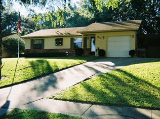 706 Lakeview Dr, Ocoee, FL 34761