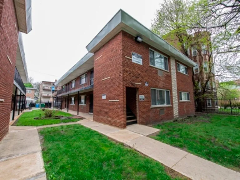 8312 S Ingleside Ave — Photo 10
