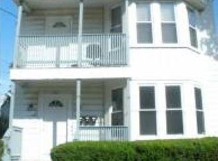 286 Park Pl #1, Woonsocket, RI 02895