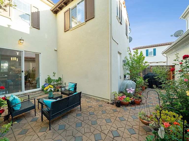 9732 Belladonna Dr — Photo 30