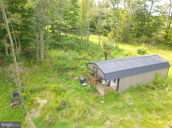 240 Brush Aly, Elk Garden, WV 26717