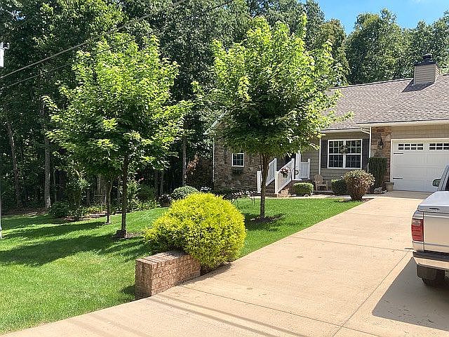 1st image of 722 Saint George Dr