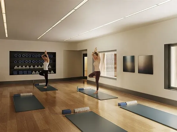 30 Riverside Boulevard image 18 of 23