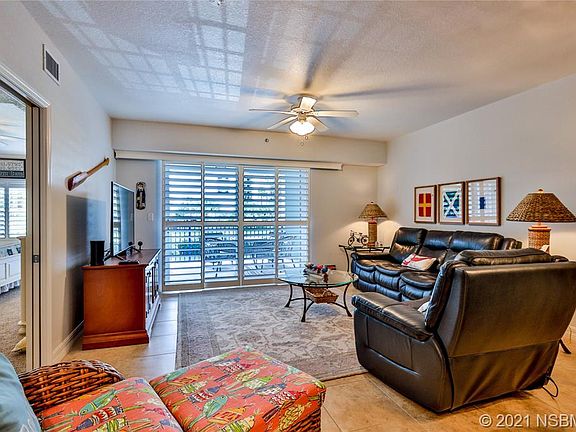 4th image of 5300 S Atlantic Ave APT 13202