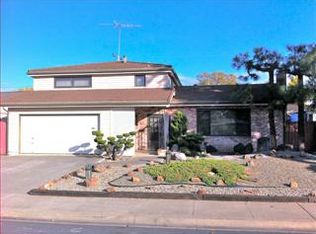 661 Woodhams Rd, Santa Clara, CA 95051