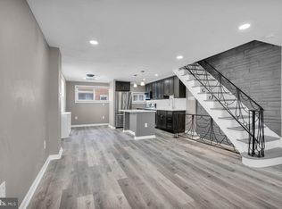 7039 Clover Ln, Upper Darby, PA 19082
