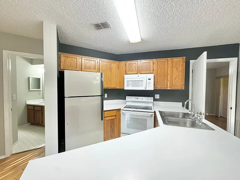 8302 Waterview Way — Photo 7